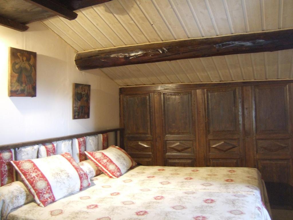 Saint-Bonnet-du-Gard ビズ ドゥ ラ トゥール Bed & Breakfast 部屋 写真