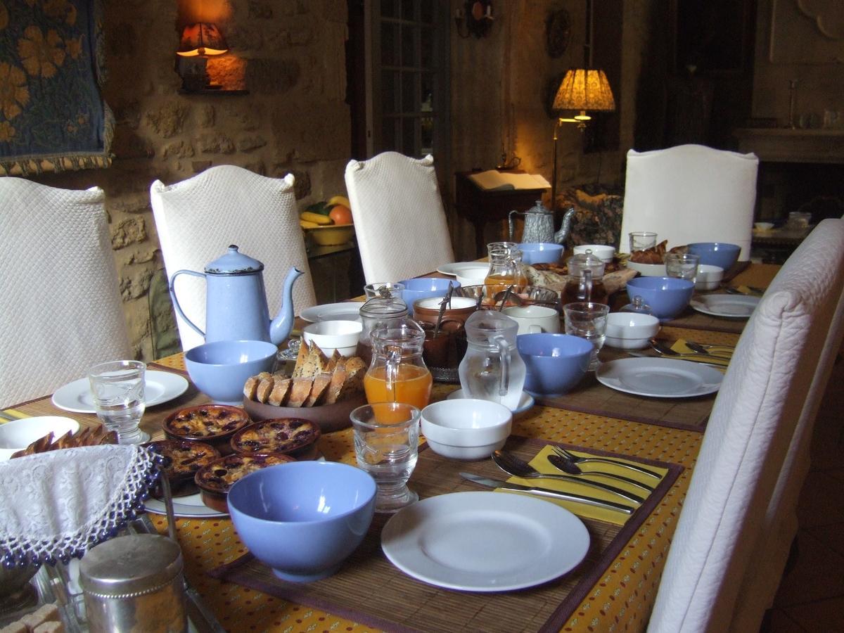 Saint-Bonnet-du-Gard ビズ ドゥ ラ トゥール Bed & Breakfast エクステリア 写真